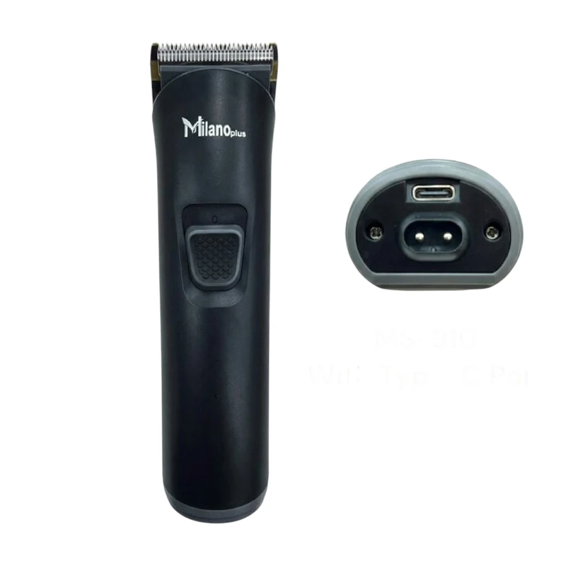 ماكينة حلاقة كهربائية Milano Pulse بتصميم أنيق، معروضة على منصة خشبية وخلفية دخانية.